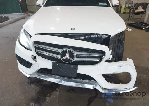 2016 Mercedes-Benz C 300 Sport 4Matic из США, поврежденный, VIN 55SWF4KB5GU107974